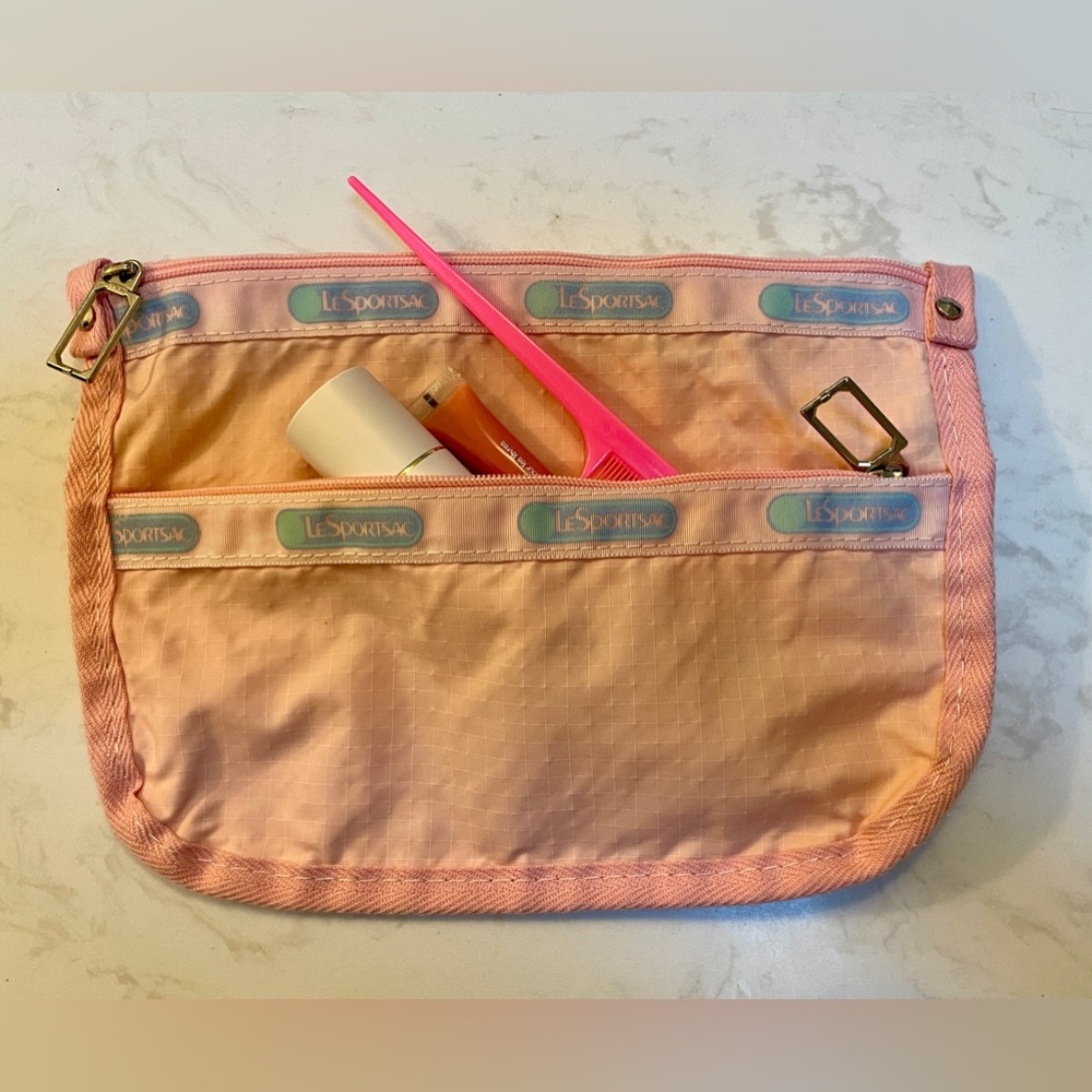 LeSportsac make-up / pencil bag. Vintage pink with blue logo.